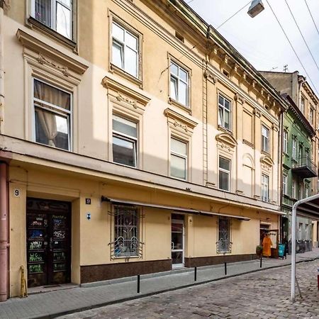 Братів Рогатинців 9/1 Leópolis Exterior foto